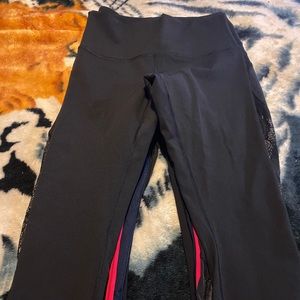 Lululemon Wunder Under leggings